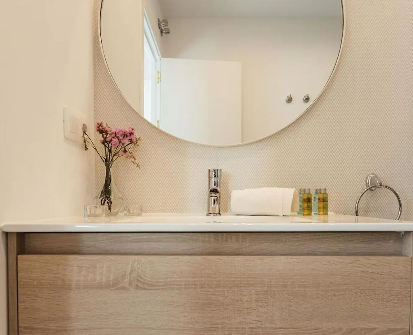 Reformed And Comfy- 2Bd 2Bth- Arenal Apartman Sevilla