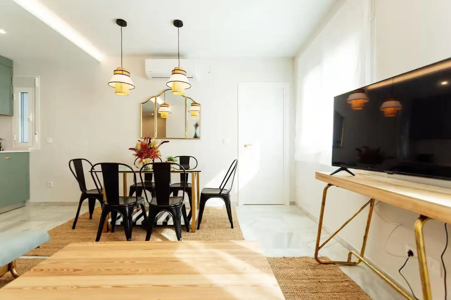 Reformed And Comfy- 2Bd 2Bth- Arenal Apartman Sevilla
