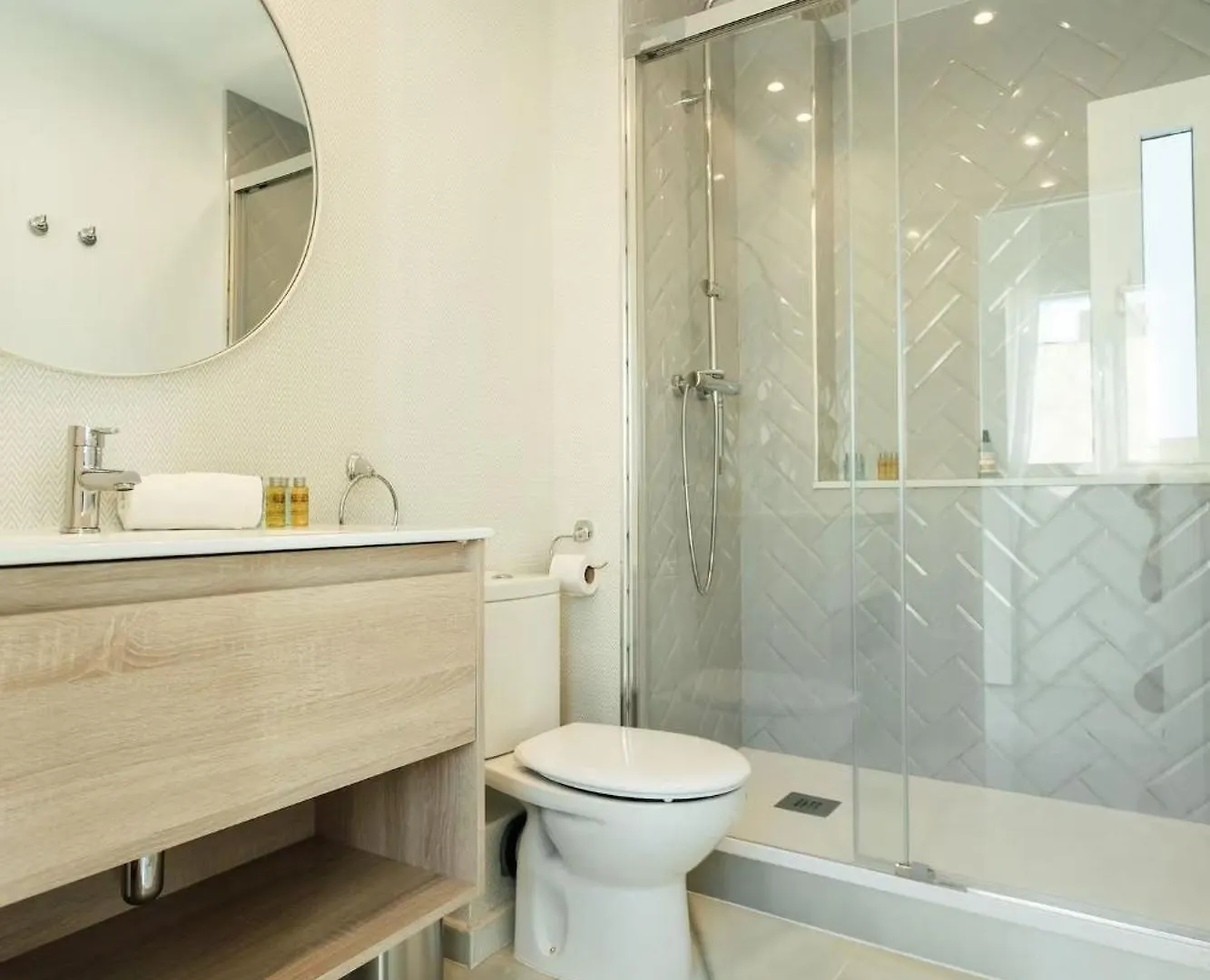 Reformed And Comfy- 2Bd 2Bth- Arenal Apartman Sevilla Spanyolország